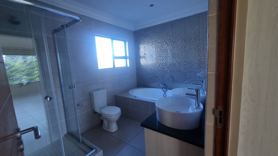 3 Bedroom Property for Sale in Heuwelsig Free State